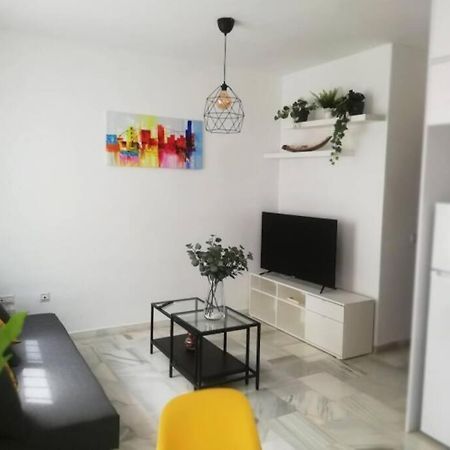 Malaga City One Bedroom Apartment By Namaste Elite Bagian luar foto